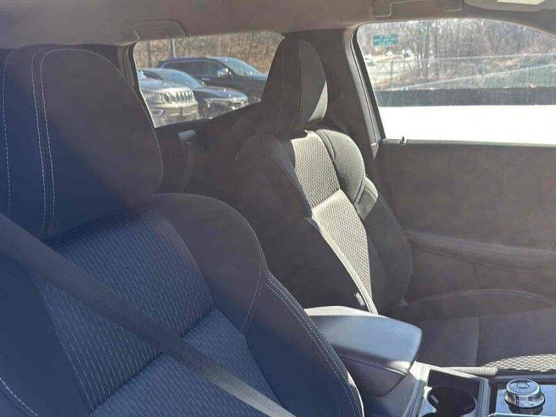 2024 Mitsubishi Outlander ES