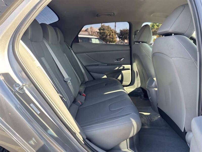 2024 Hyundai Elantra Hybrid Blue