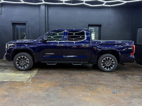 2025 Toyota Tundra Limited HV