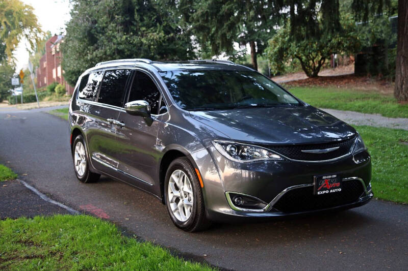 2020 Chrysler Pacifica Limited