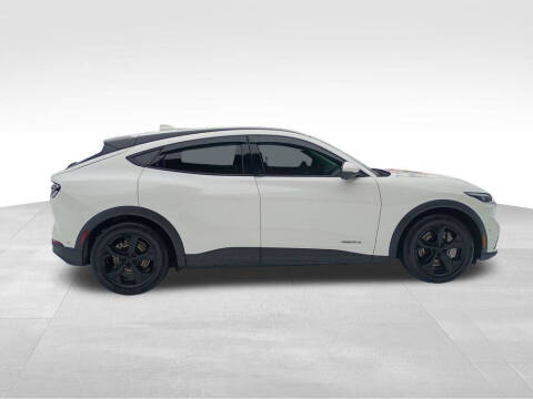 2021 Ford Mustang Mach-E Select