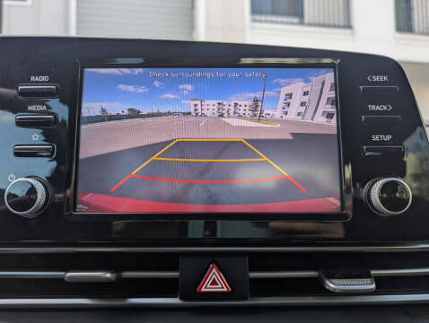 2022 Hyundai Elantra