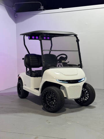 2025 E-Z-GO RXV ELiTE