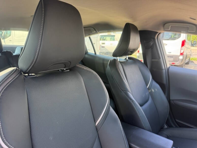 2024 Toyota Prius XLE