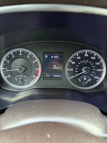 2019 Hyundai Santa Fe SE 2.4L