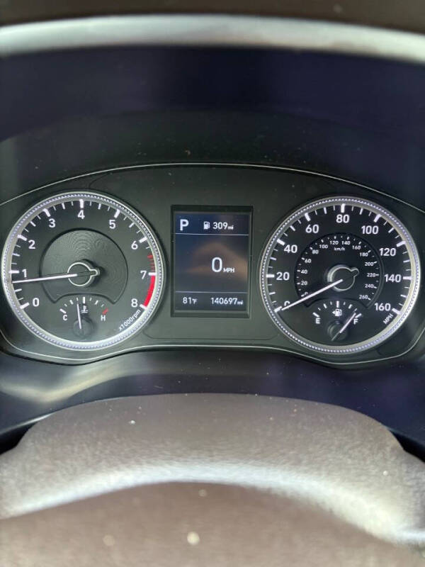 2019 Hyundai Santa Fe SE 2.4L