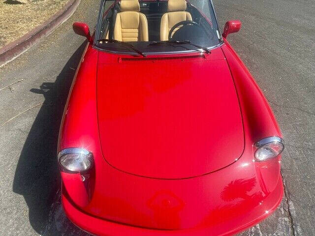 1991 Alfa Romeo Spider Veloce