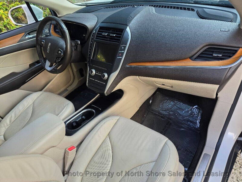 2017 Lincoln MKC Select