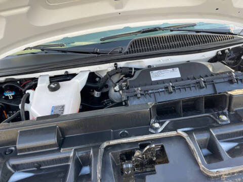 2023 Chevrolet Express 2500