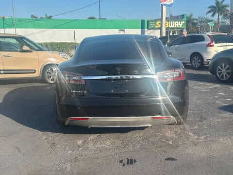 2013 Tesla Model S