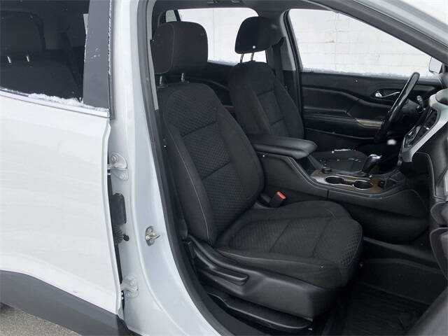 2018 GMC Acadia SLE-2