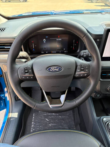 2025 Ford Maverick Lobo