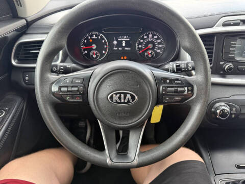 2018 Kia Sorento LX
