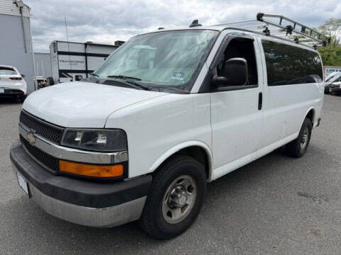 2017 Chevrolet Express LT 2500