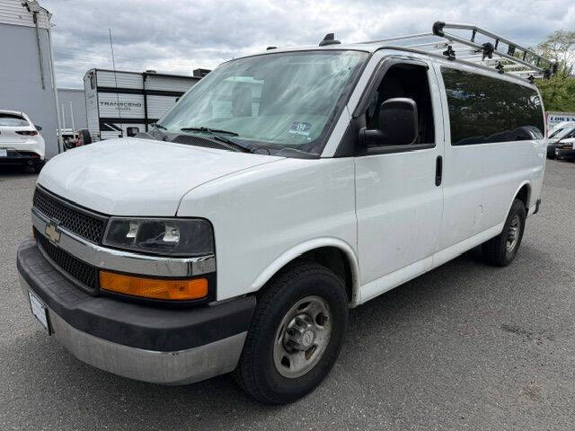 2017 Chevrolet Express LT 2500