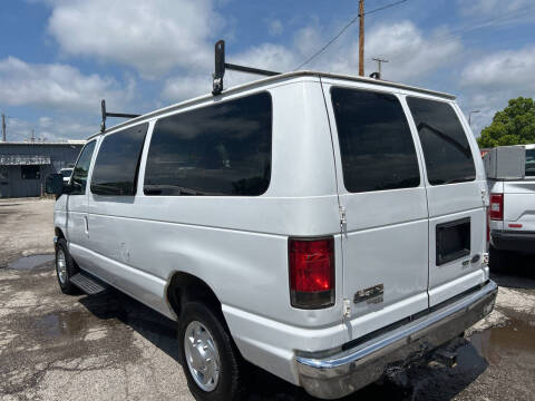 2014 Ford E-Series E-350 SD XLT