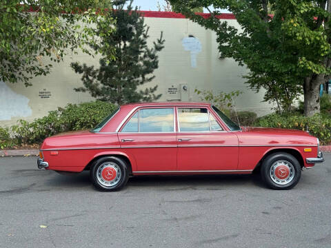 1973 Mercedes-Benz 220