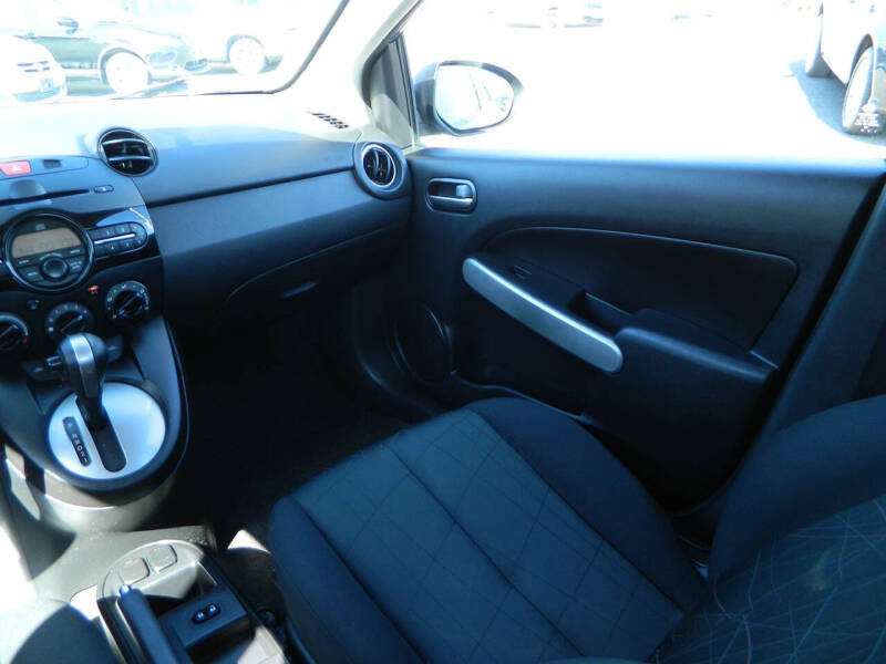 2012 Mazda MAZDA2 Sport