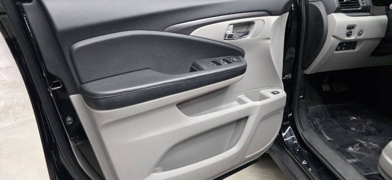 2017 Honda Pilot EX w/Honda Sensing