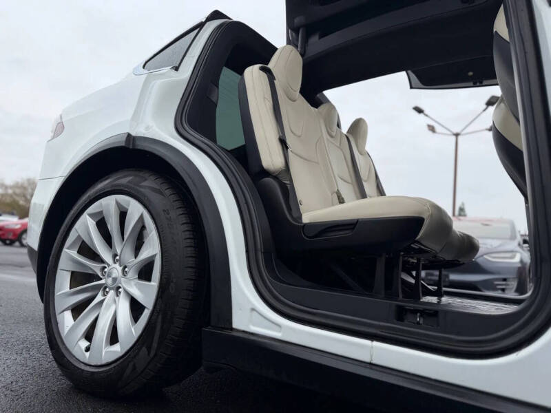 2020 Tesla Model X