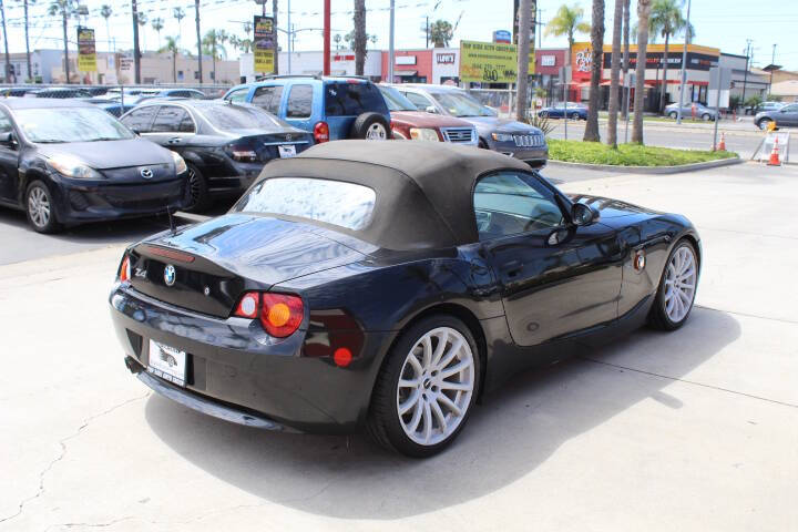 2004 BMW Z4 3.0i