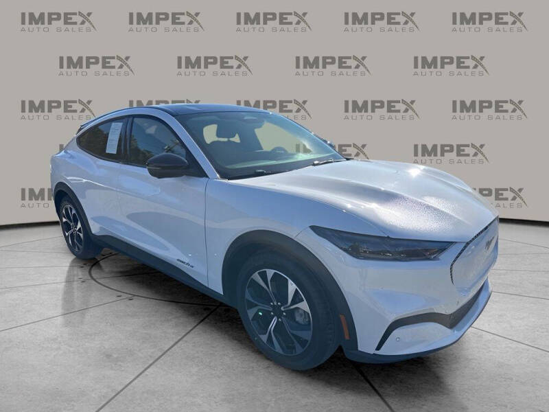 2025 Ford Mustang Mach-E Select