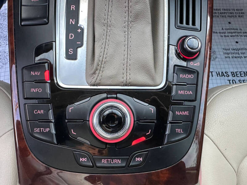 2012 Audi A4 2.0T quattro Avant Premium Plus