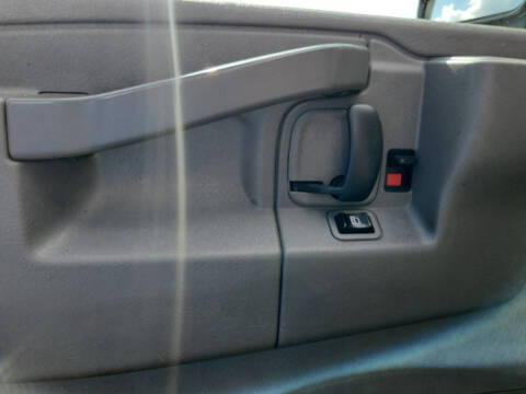 2017 GMC Savana 2500