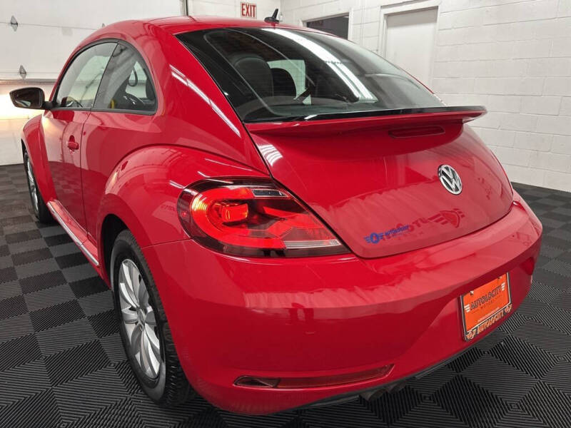 2019 Volkswagen Beetle 2.0T S
