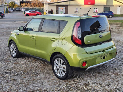 2018 Kia Soul +
