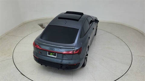 2024 Audi Q8 Sportback e-tron quattro Prestige S line