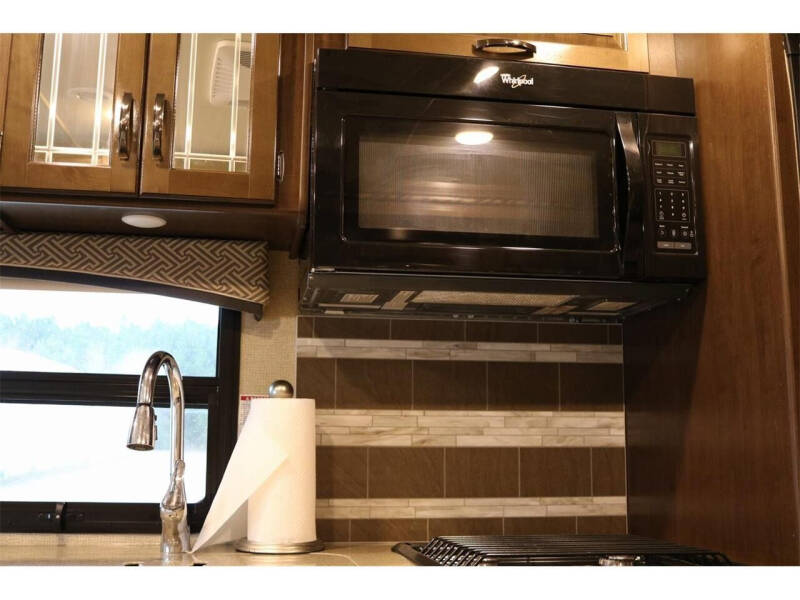 2017 Thor Motor Coach Chateau