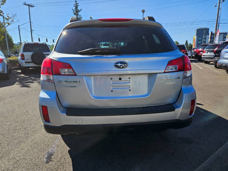 2013 Subaru Outback 2.5i Premium