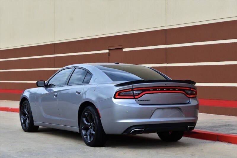 2020 Dodge Charger SXT