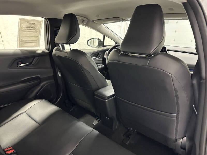 2025 Toyota Prius XLE