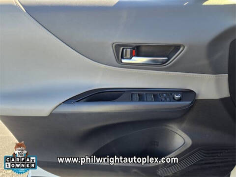 2022 Toyota Venza LE