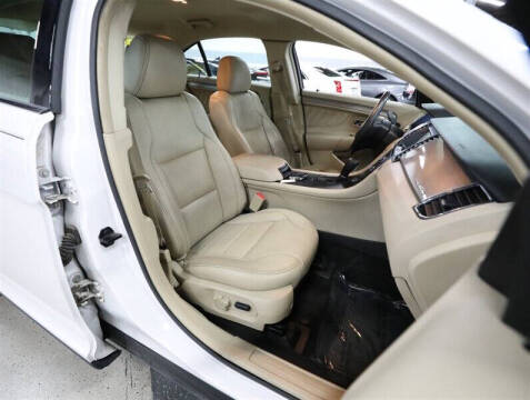 2015 Ford Taurus SEL