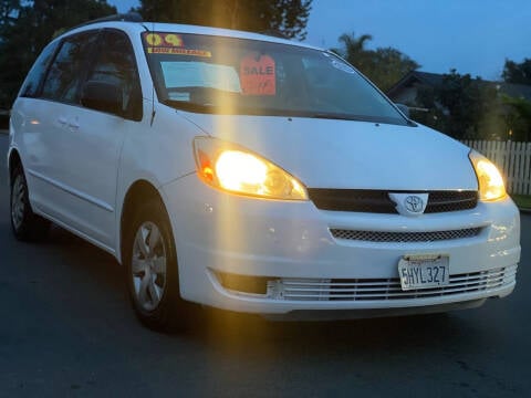 2004 Toyota Sienna for sale at 3K Auto in Escondido CA