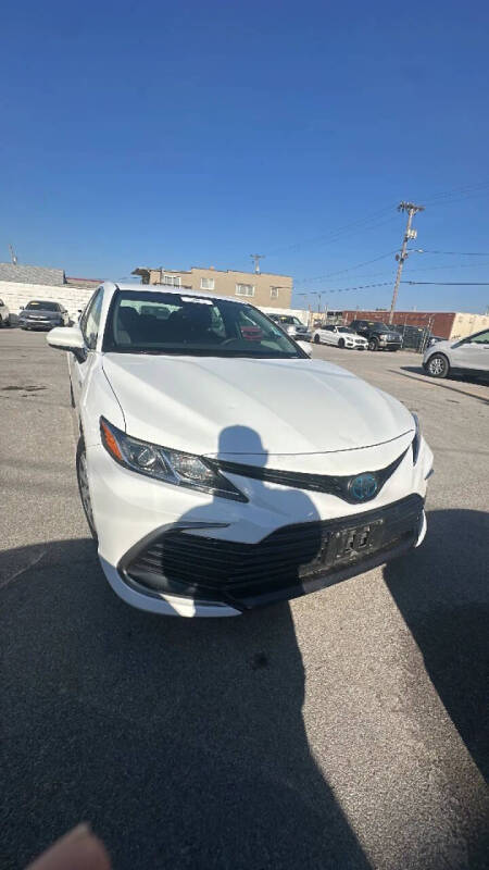 2021 Toyota Camry Hybrid LE