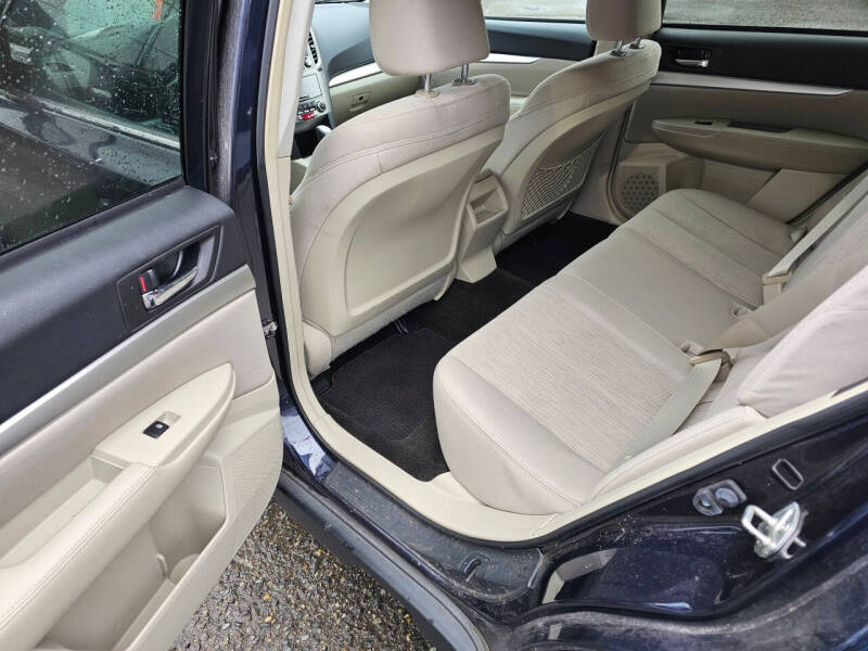 2013 Subaru Outback 2.5i Premium