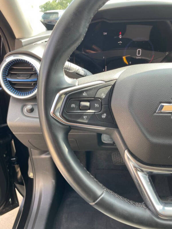 2024 Chevrolet Trax LT