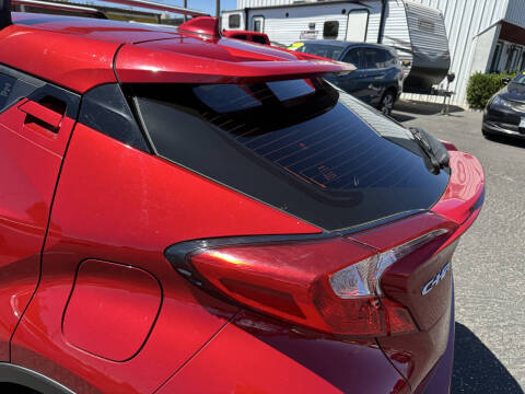 2021 Toyota C-HR XLE