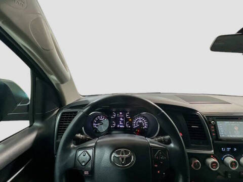 2019 Toyota Sequoia SR5