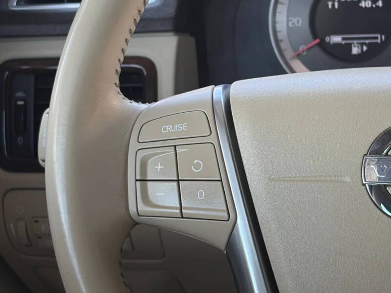 2012 Volvo XC70