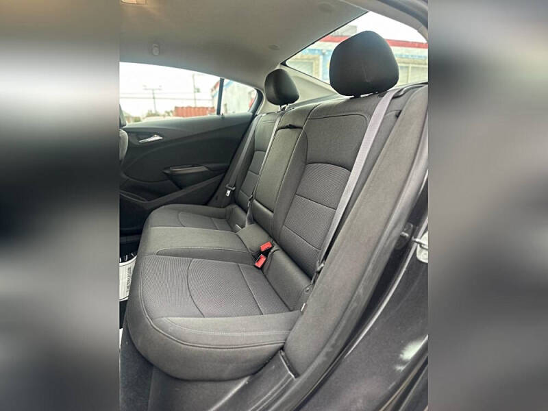 2017 Chevrolet Cruze LT Auto