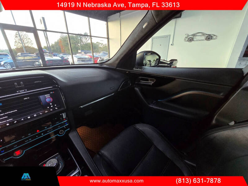 2019 Jaguar F-PACE 25t Prestige