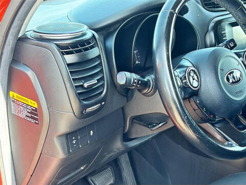 2019 Kia Soul +
