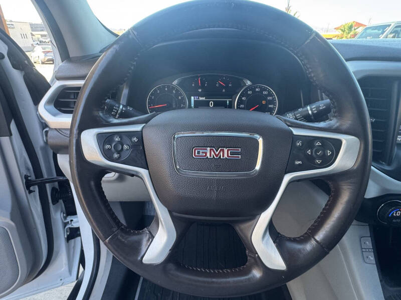 2017 GMC Acadia SLT-2