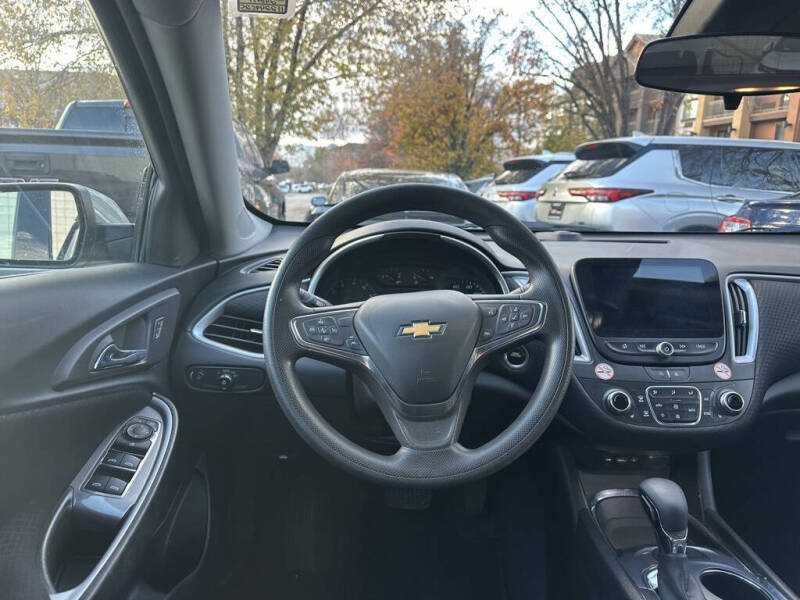 2023 Chevrolet Malibu LT