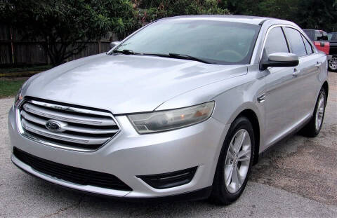 2015 Ford Taurus SEL